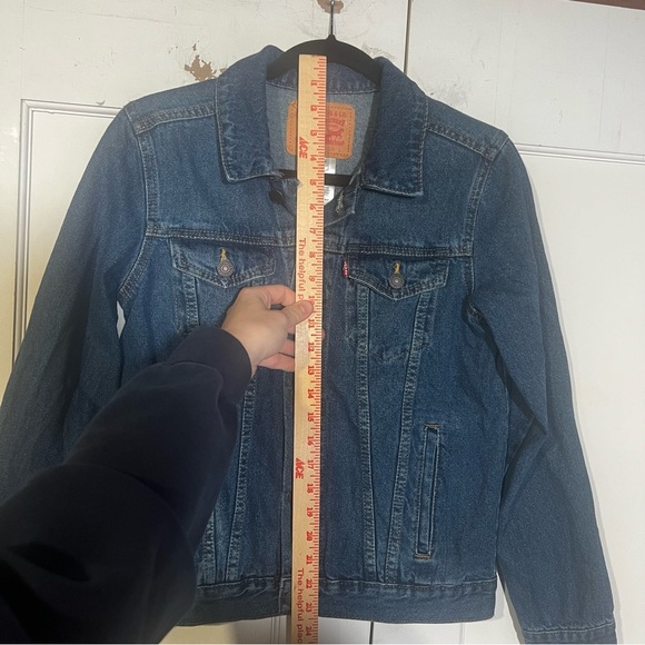 Levi's Trucker Denim Jacket Darker Wash Kid's Size Large / Women's Small Blue - Picture 4 of 9